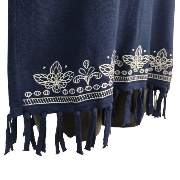 Alfred Dunner Women's Petite Embroidered Fringe Sweater Navy Size PL - Picture 9 of 11